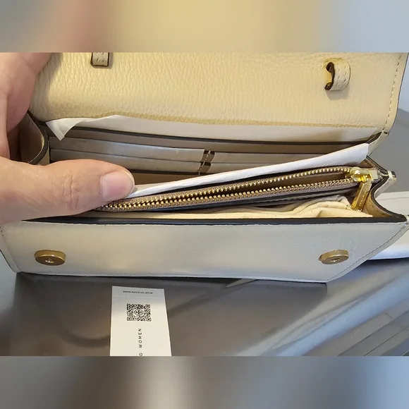 Tory Burch Miller Wallet Crossbody Soft Serve - Picture 11 of 11